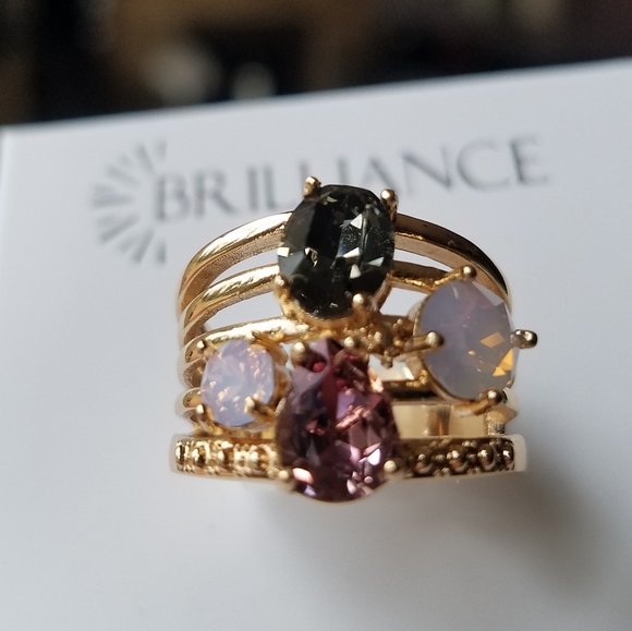 Swarovski Brilliance MultiStone Ring NWT - Picture 8 of 10
